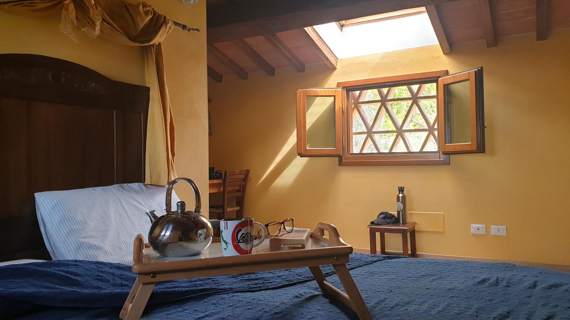 Agriturismo Podere Le Tombe Pensionat Palaia Eksteriør billede