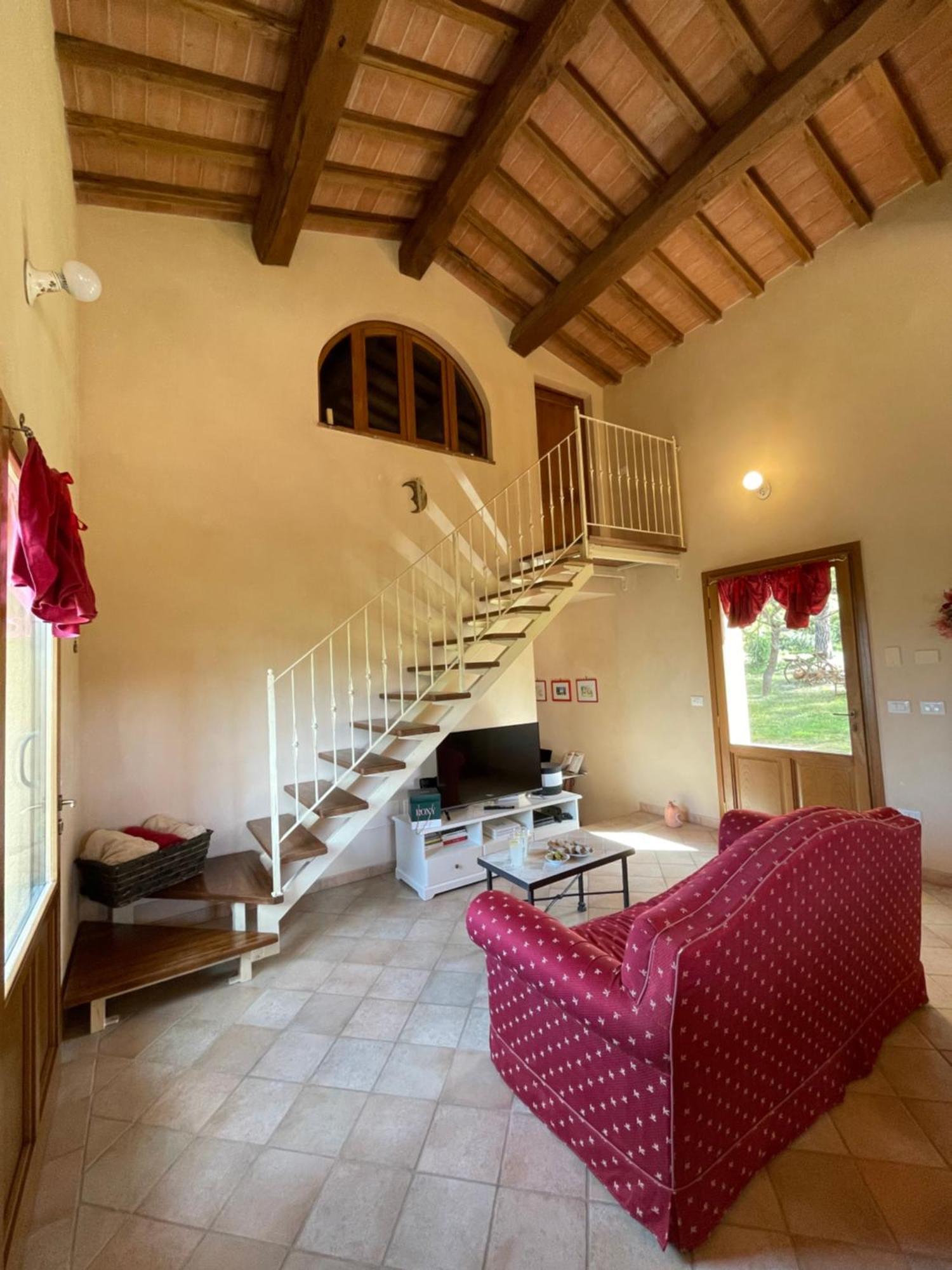 Agriturismo Podere Le Tombe Pensionat Palaia Eksteriør billede
