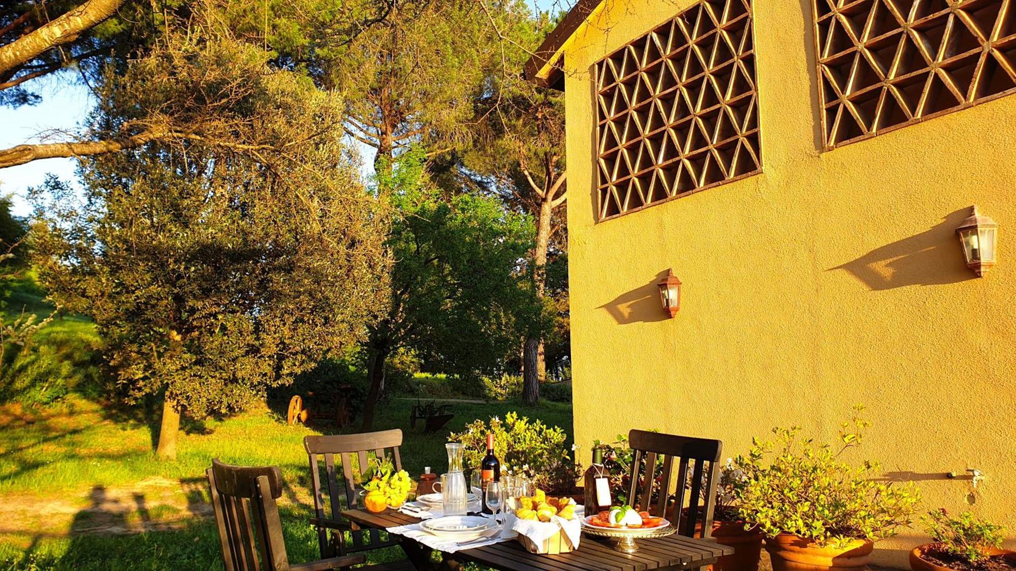 Agriturismo Podere Le Tombe Pensionat Palaia Eksteriør billede