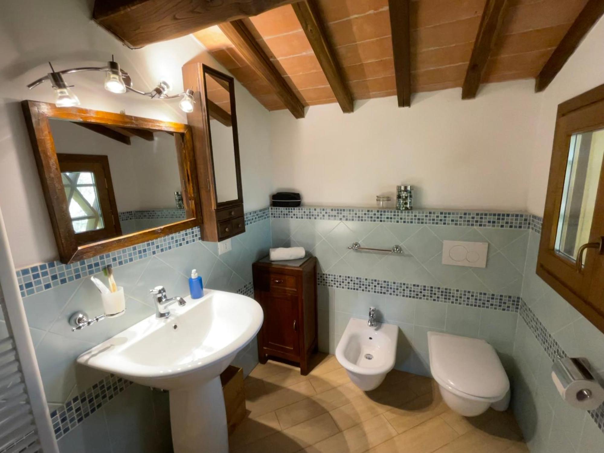 Agriturismo Podere Le Tombe Pensionat Palaia Værelse billede