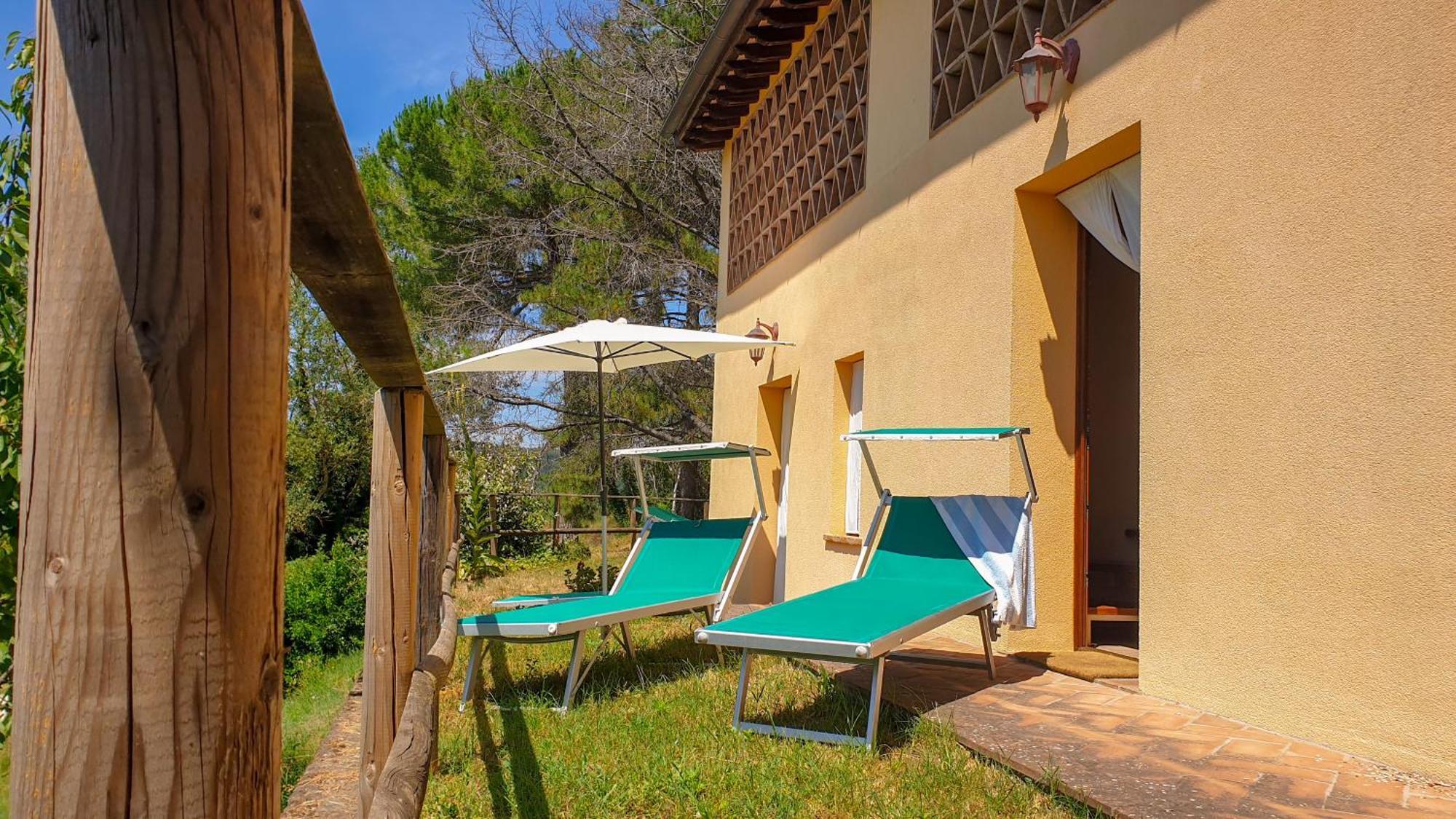 Agriturismo Podere Le Tombe Pensionat Palaia Eksteriør billede