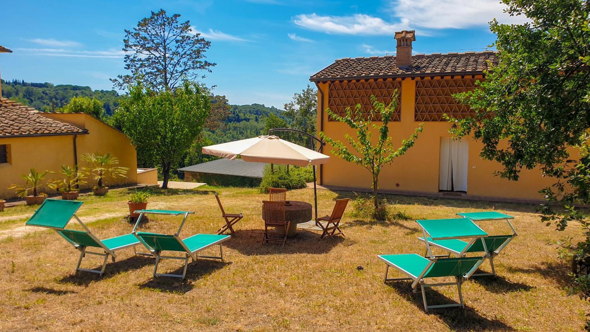 Agriturismo Podere Le Tombe Pensionat Palaia Eksteriør billede
