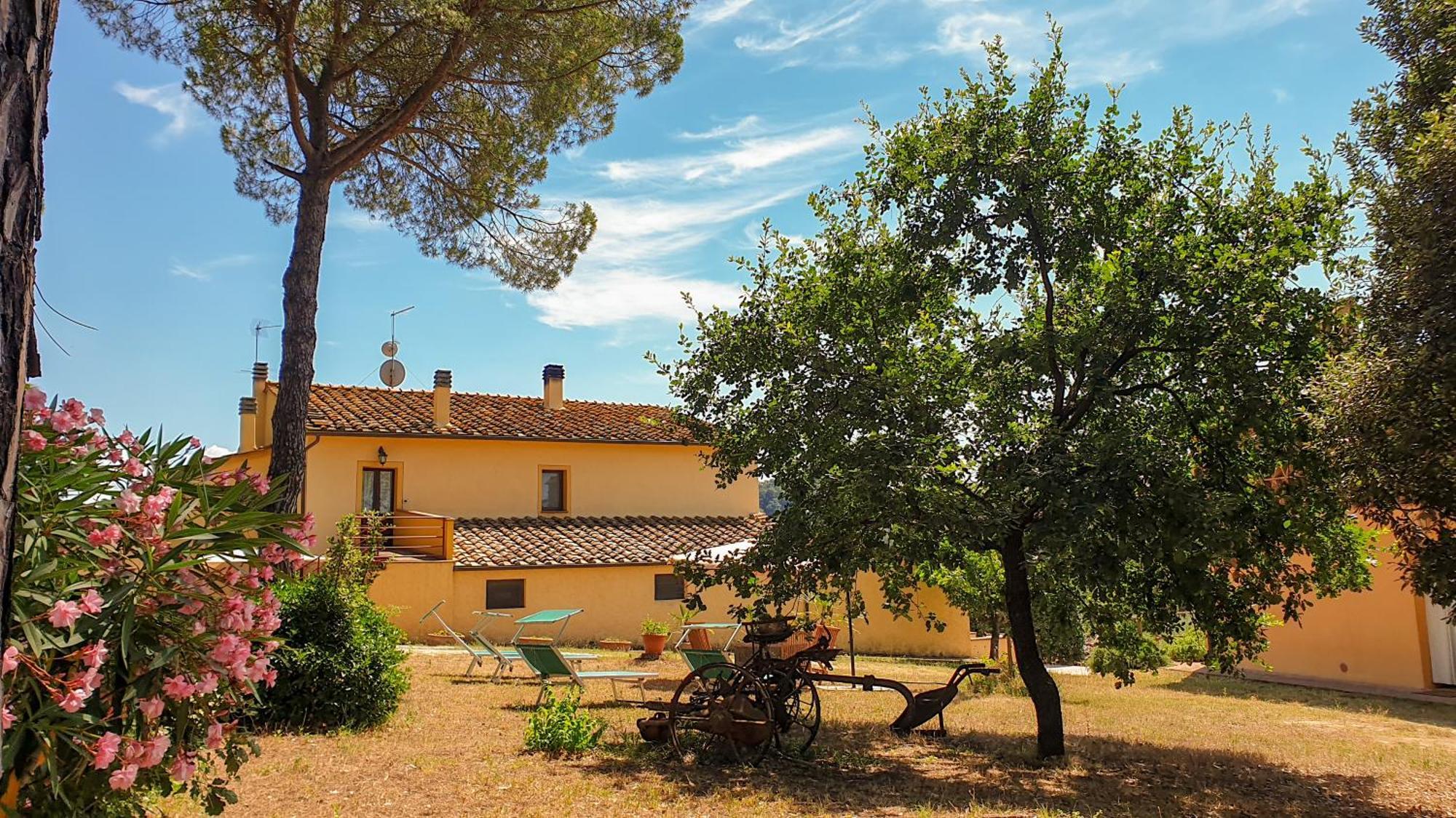 Agriturismo Podere Le Tombe Pensionat Palaia Værelse billede